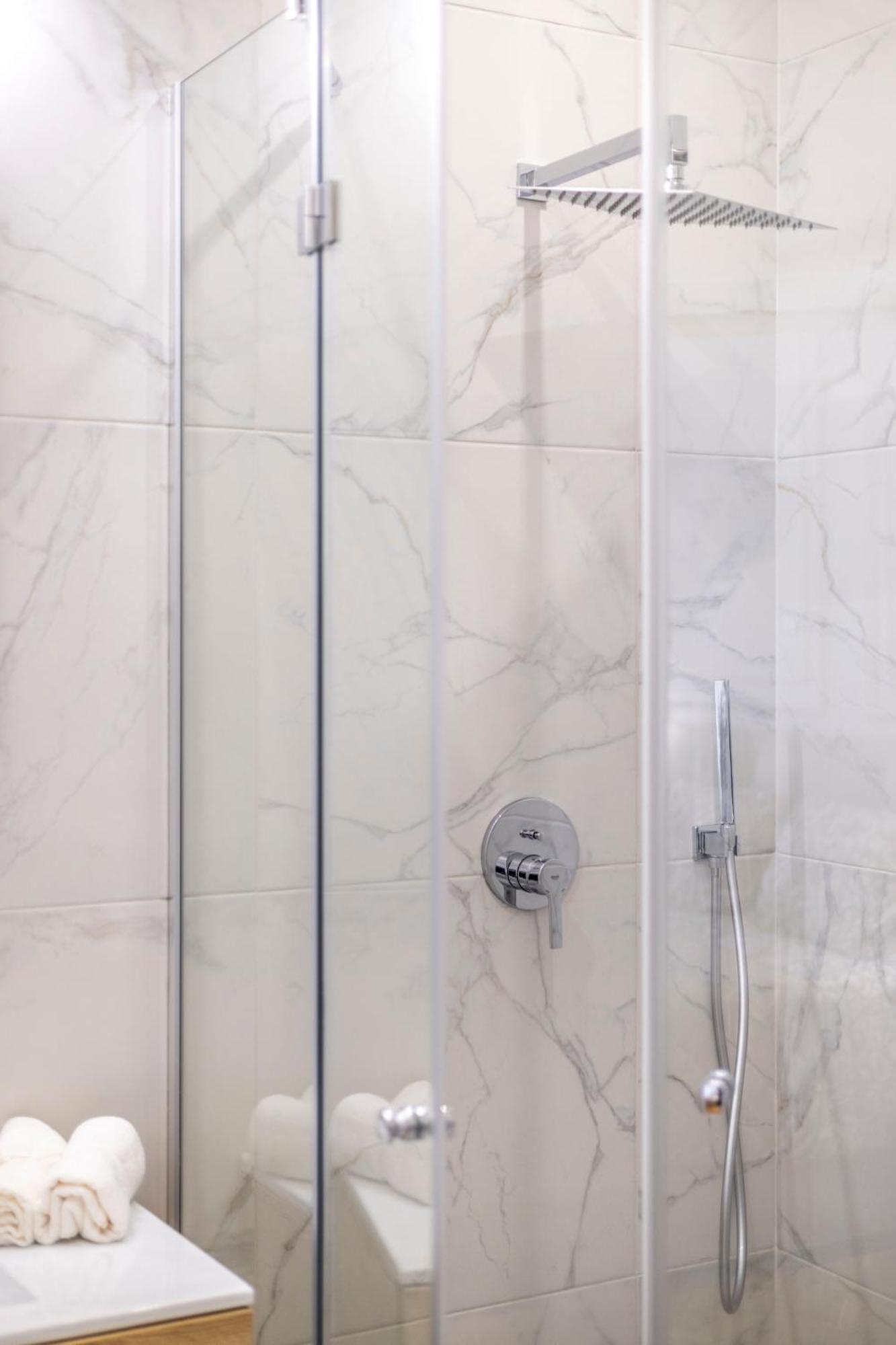 Luxurious Central 4Bedrm 3Bathrm Residence W/ Balcony Budapeszt Zewnętrze zdjęcie